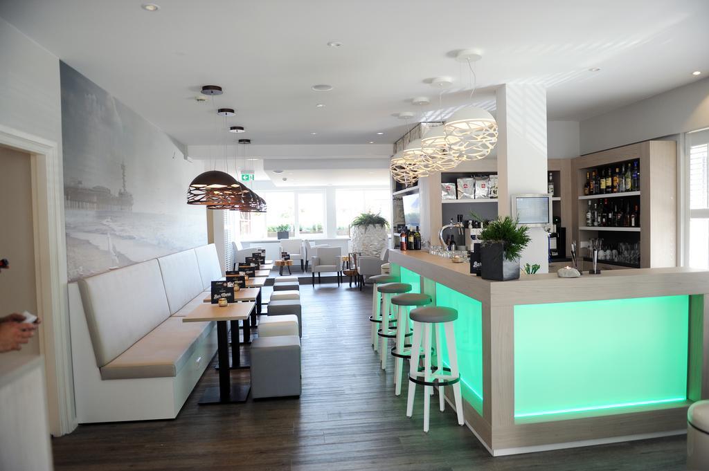 Hotel Andante Aan Zee L'Aia Esterno foto